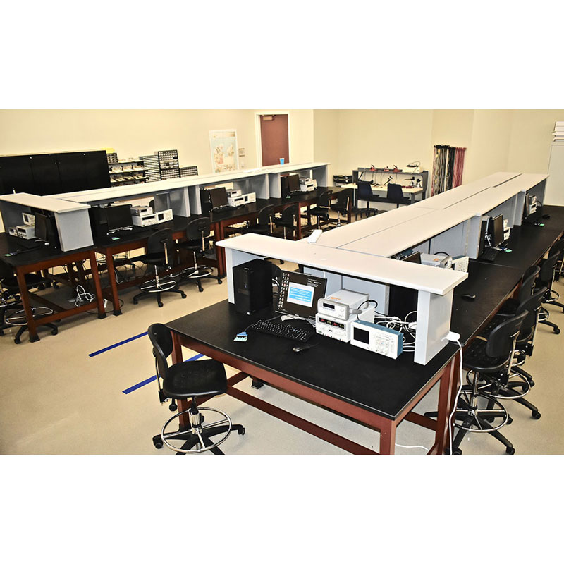 Mechatronics Lab Computer Lab with LabVIEW Program for Data Acquisition