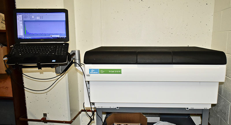 Multi-Sample Liquid Scintillation Counter in the Radiation Detection Lab
