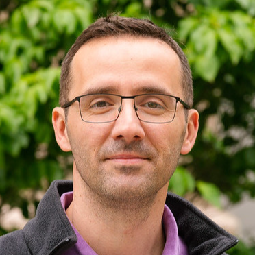 Kostadin&nbsp;Damevski